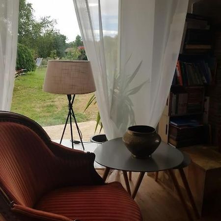 Chaumiere Avec Sa Toiture Recouverte De Chaume !!! Donnemain-Saint-Mames Εξωτερικό φωτογραφία