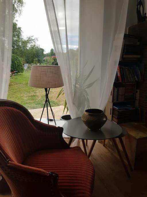 Chaumiere Avec Sa Toiture Recouverte De Chaume !!! Donnemain-Saint-Mames Εξωτερικό φωτογραφία